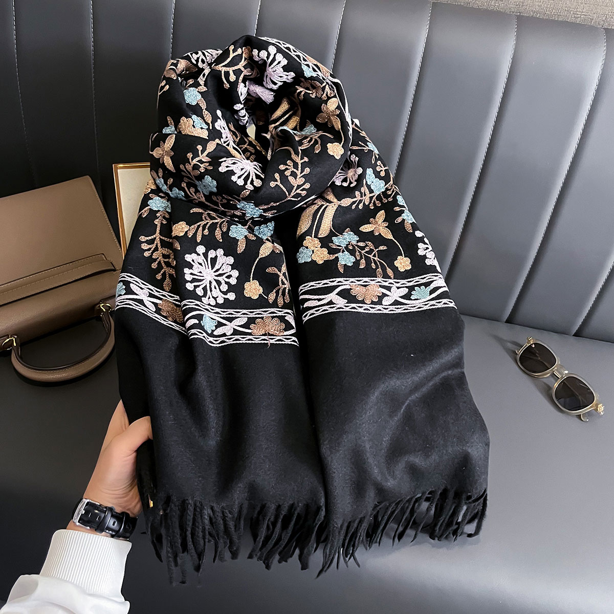 New Winter Warm Cashmere Scarf – Embroidery Pashmina recenzja i cena