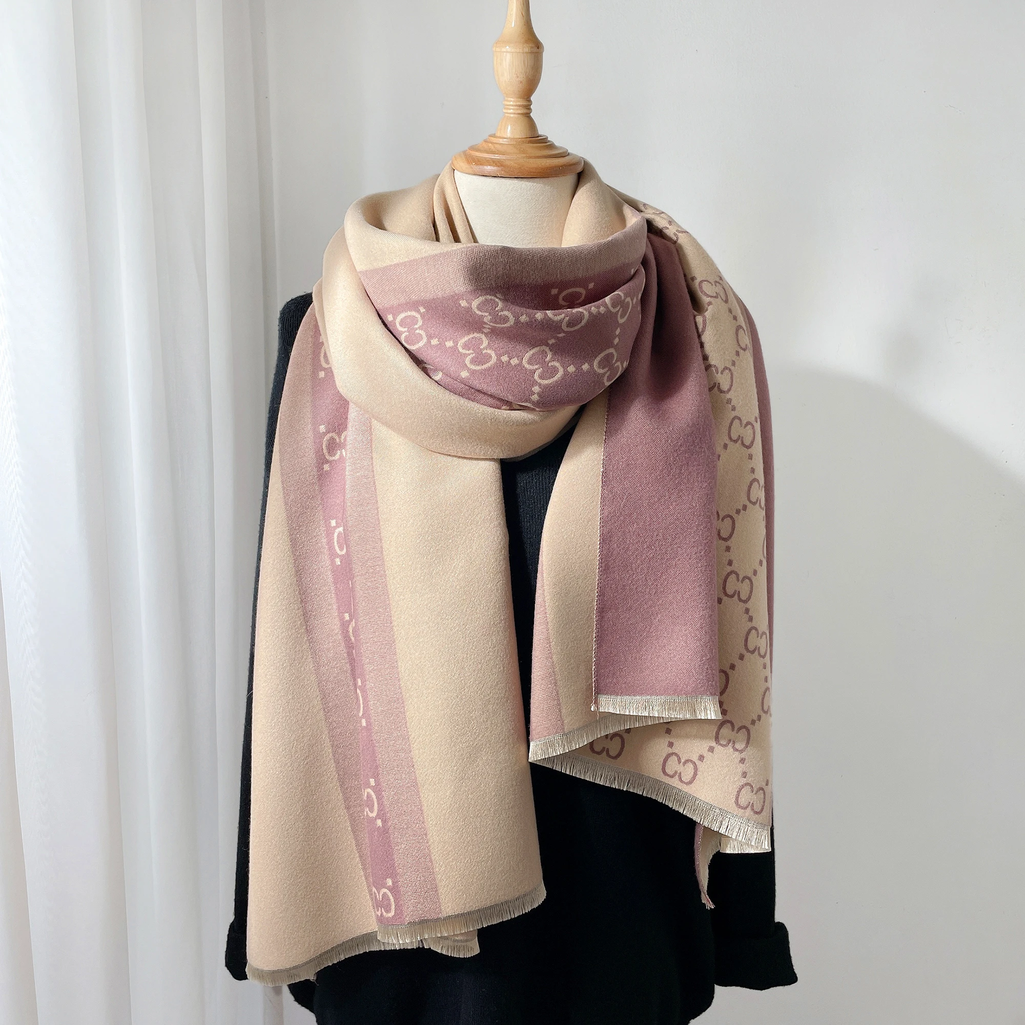 2025 Autumn and Winter New Eur – Embroidery Pashmina recenzja i cena