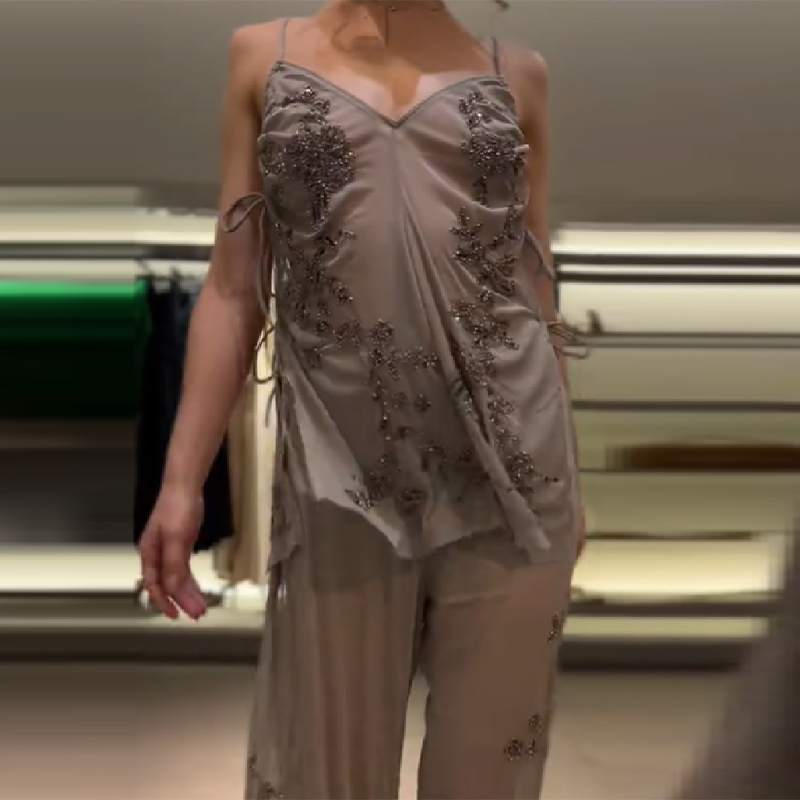 2026 New Women Grey Two-piece  – Embroidery Jacket recenzja i cena