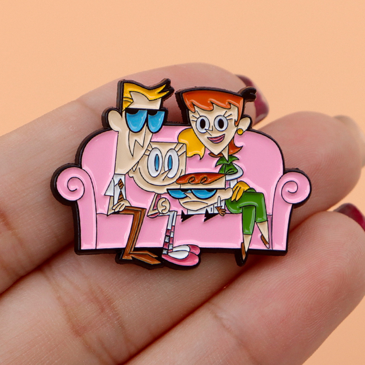 Cartoon Family Enamel Pin Badg – Embroidery Illustration recenzja i cena