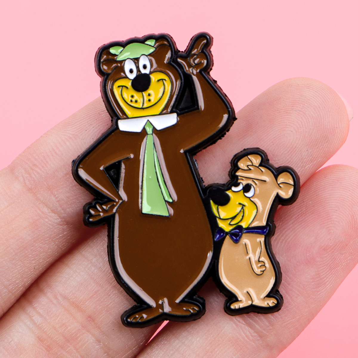 Cute Bear Enamel Pin Cartoon B – Embroidery Illustration recenzja i cena