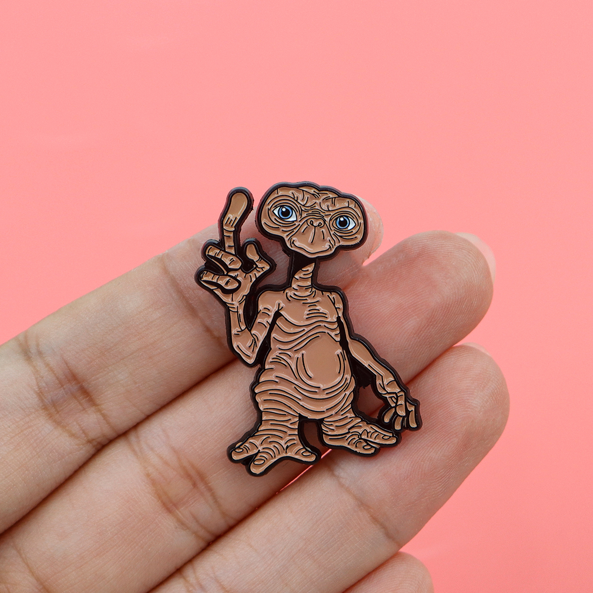 Vintage Funny Alien Enamel Car – Embroidery Illustration recenzja i cena